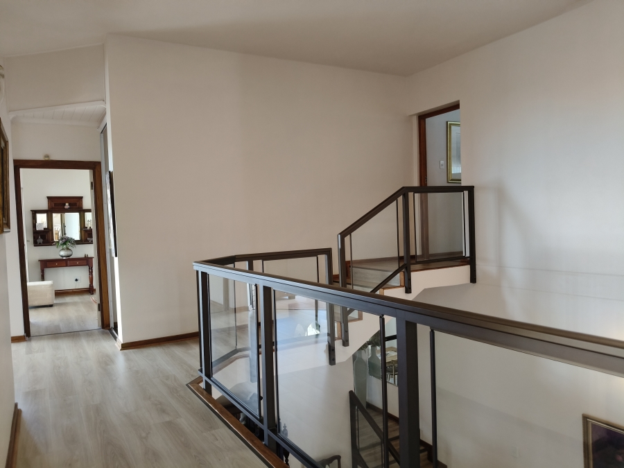 4 Bedroom Property for Sale in Wavecrest Eastern Cape